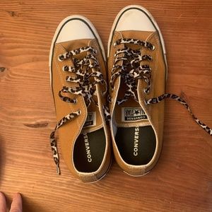 Converse low tops
